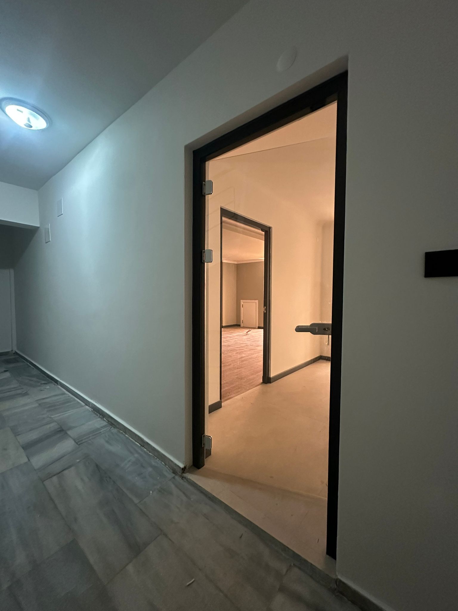 MABEL GAYRİMENKUL/ BEŞİKDÜZÜ/ ÇARŞI İÇİ SATILIK KOMPLE BİNA